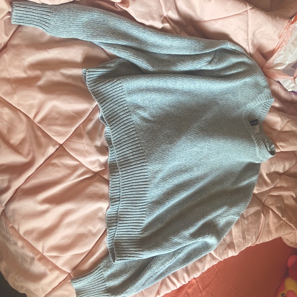 H&M sweater!!